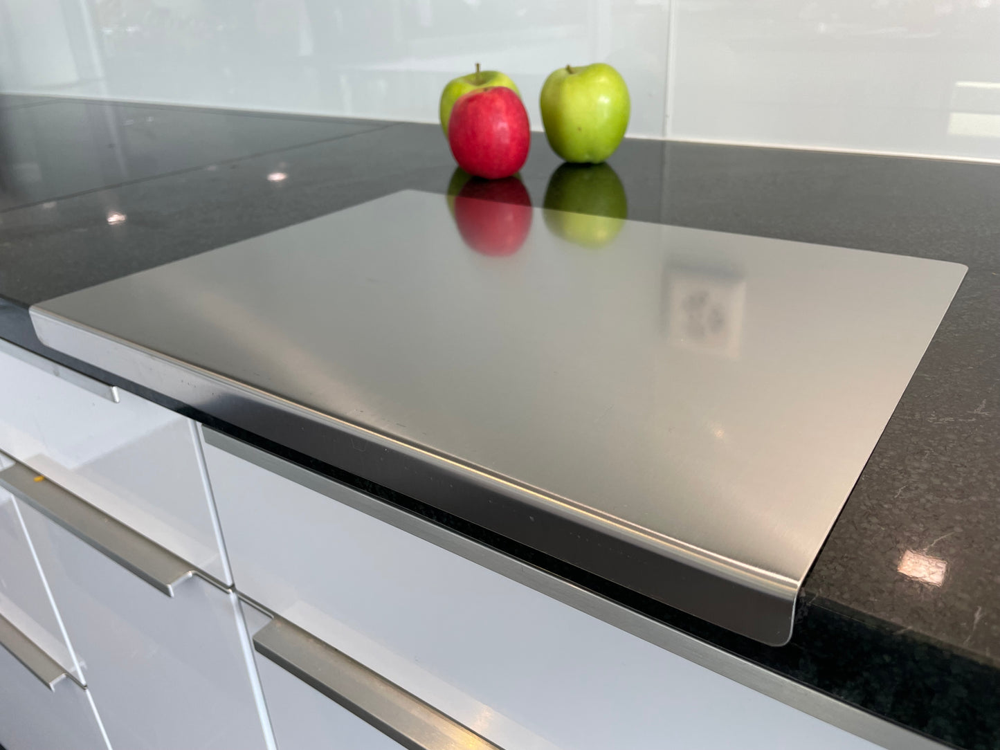  Edelstahl Schneideablage Titan close