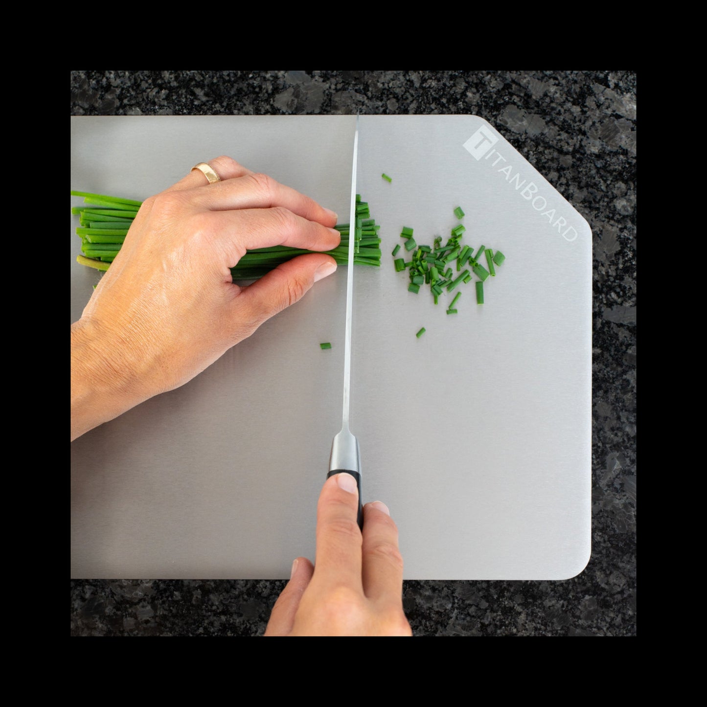 TitanBoard Schweiz - Titan Schneidebrett Schweiz