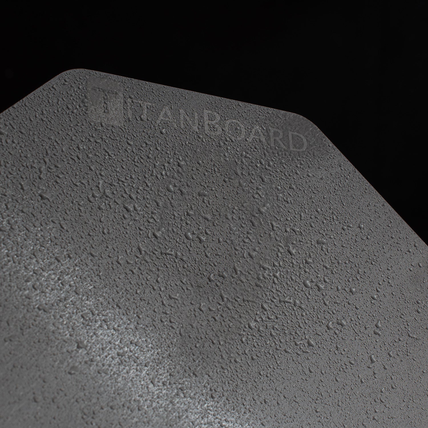 TitanBoard das Original Titan-Schneidebrett aus der Schweiz - jetzt kaufen mit Gratisversand